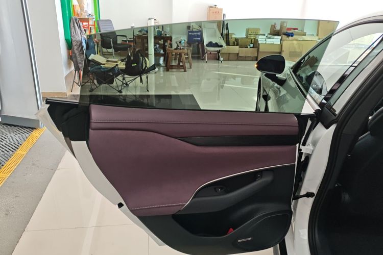 小米汽车 小米SU7 2024款 后驱长续航智驾版中控内饰7008