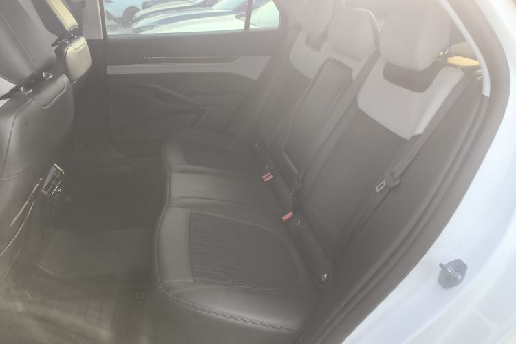 福特 蒙迪欧 2022款 改款 EcoBoost 245 豪华型中控内饰21