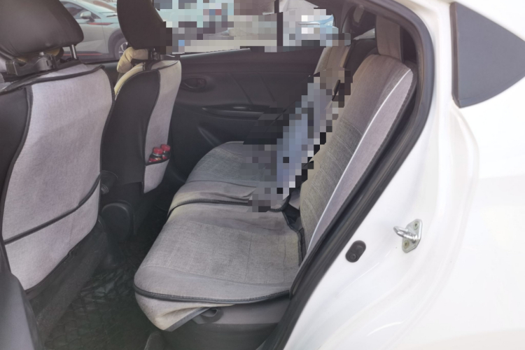 丰田 威驰 2021款 1.5L CVT创行版中控内饰21