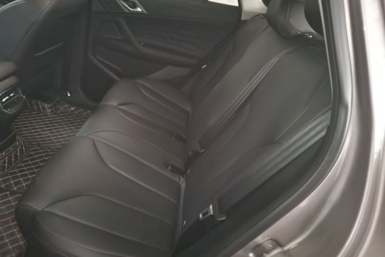 荣威RX5 2023款 1.5T 舒享版中控内饰21