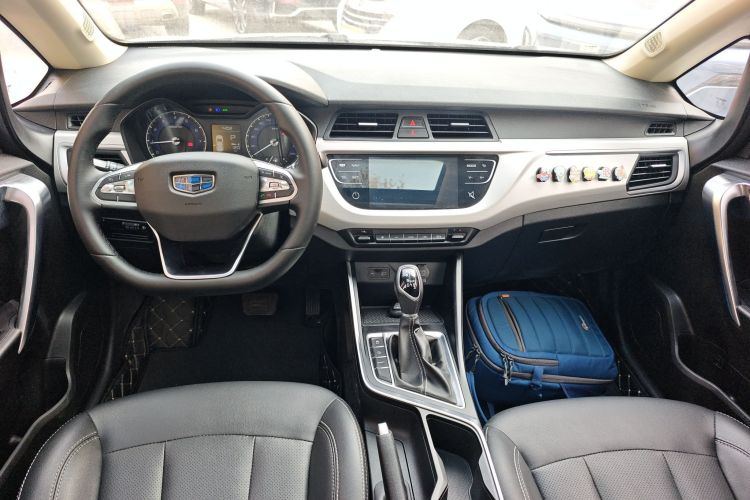 吉利汽车 远景X3 2020款 1.5L CVT尊贵型中控内饰12