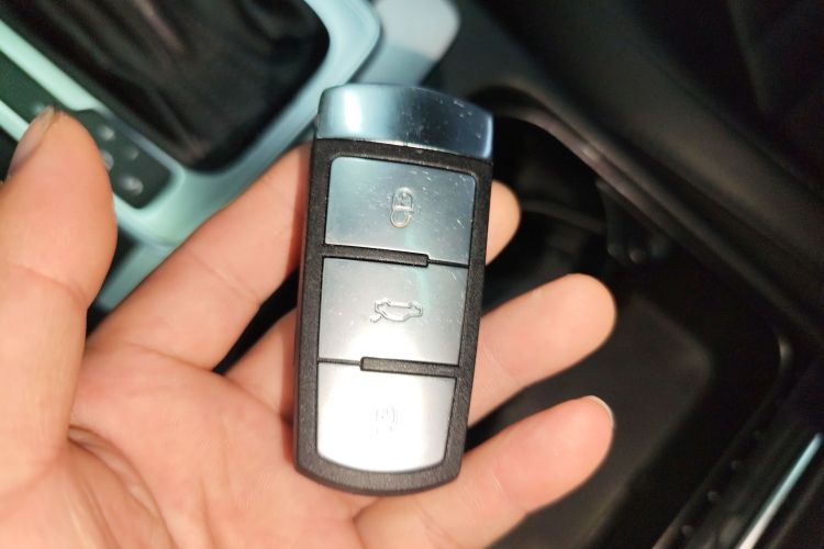 大众 迈腾 2013款 1.8TSI 领先型中控内饰11