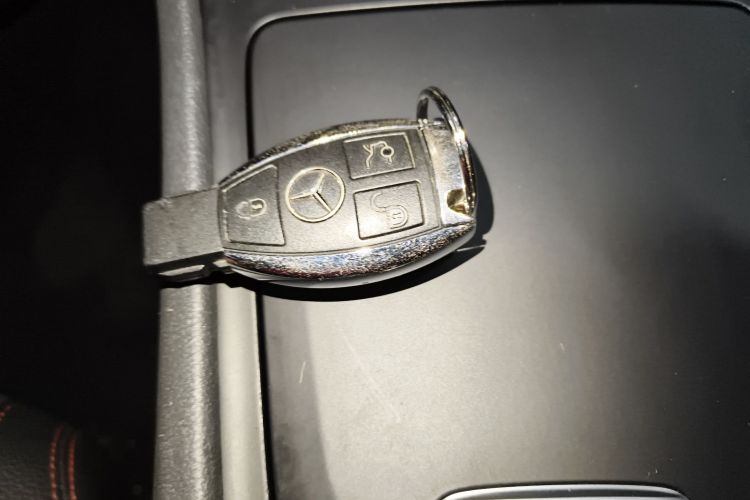 奔驰CLA 2015款 CLA 220 4MATIC中控内饰7001