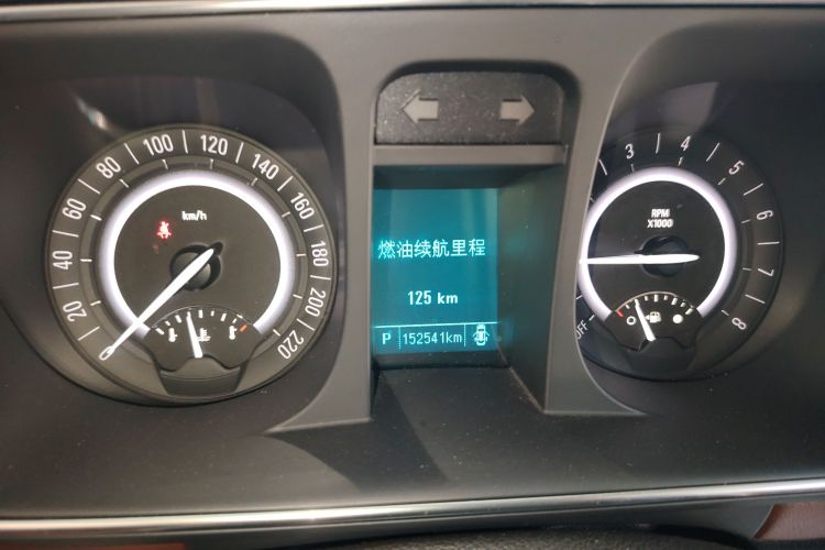 别克GL8 2017款 25S 豪华型 国V局部细节14