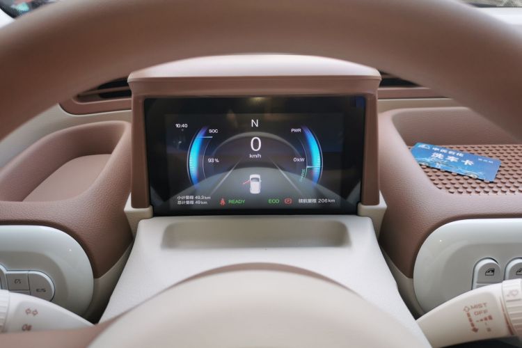 奔腾小马 2026款 222km 炫彩马中控内饰14