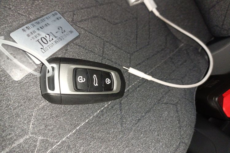 吉利银河 2024款 熊猫mini 200km 耐力熊中控内饰7001