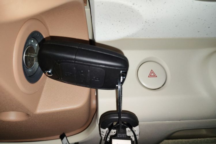 五菱汽车 宏光MINIEV 2024款 第三代 215km 青春版中控内饰7001