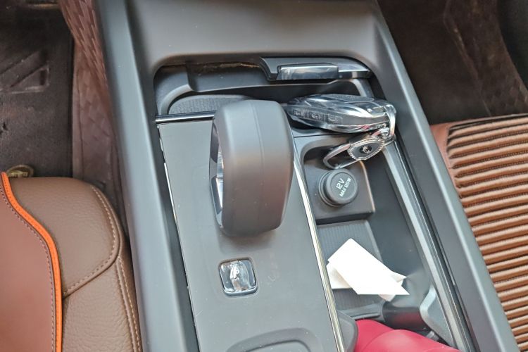 沃尔沃S60 2025款 B4 智逸豪华版中控内饰18