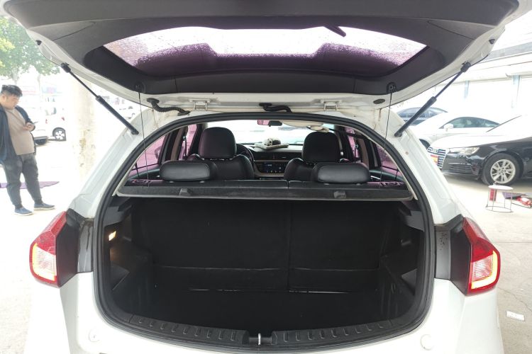 吉利汽车 远景X3 2017款 1.5L 手动精英型局部细节23