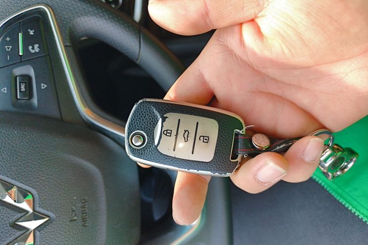 五菱汽车 五菱宏光S3 2018款 1.5L 手动豪华型 国V中控内饰11