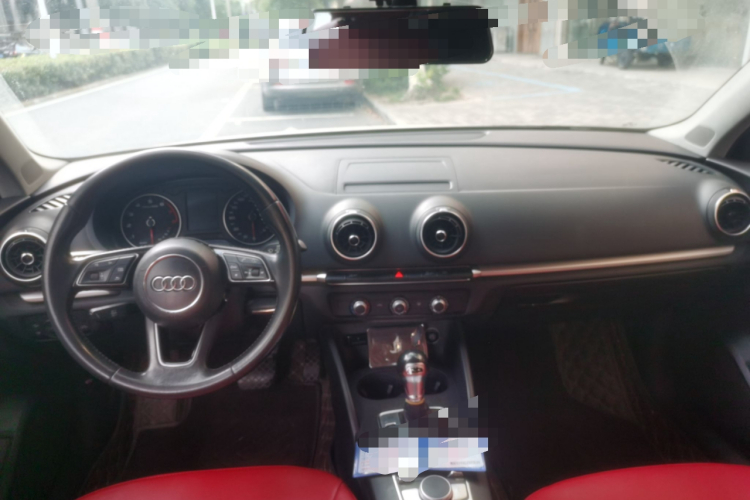 奥迪A3 2020款 Limousine 35 TFSI 进取型 国V中控内饰12