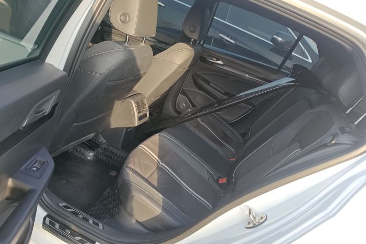 大众 高尔夫 2023款 改款 280TSI DSG R-Line中控内饰21