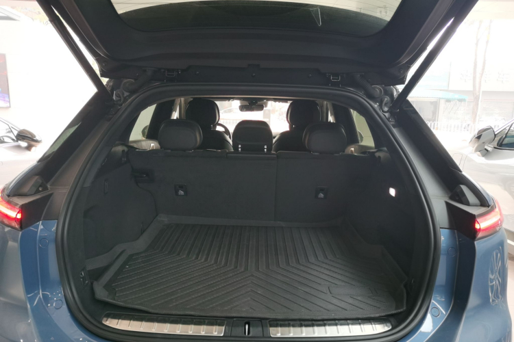 蔚来ES7 2022款 75kWh机舱底盘23