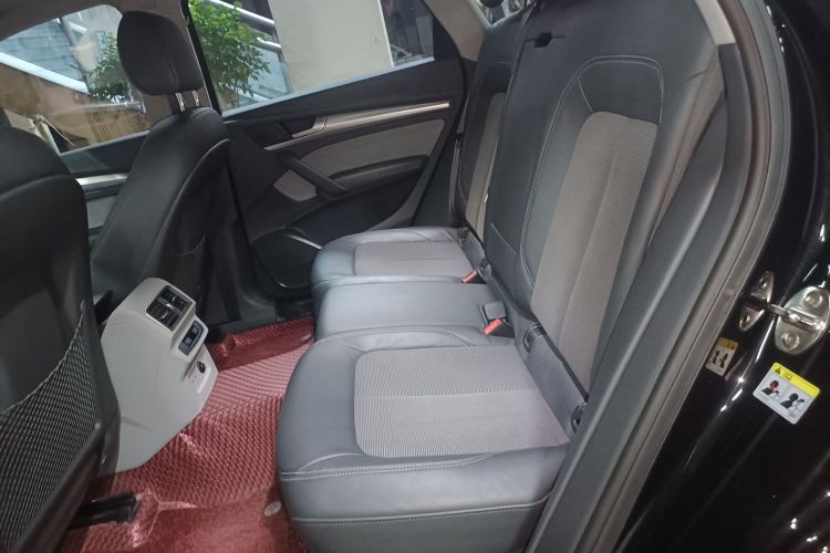 奥迪Q5L 2018款 45 TFSI 尊享时尚型 国VI中控内饰21