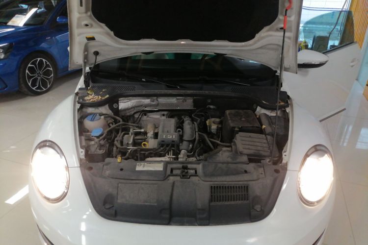 大众 甲壳虫 2014款 1.2TSI 时尚型机舱底盘24