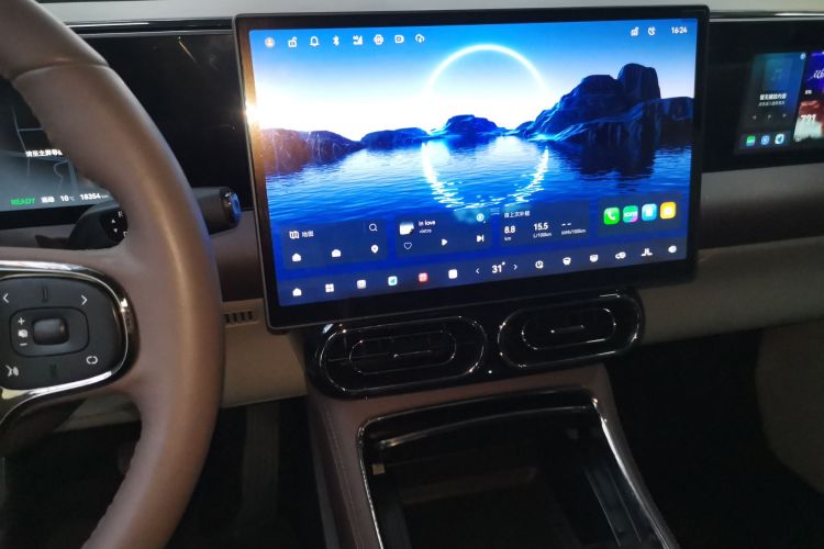 零跑汽车 零跑C11 2024款 增程 300尊享版中控内饰16