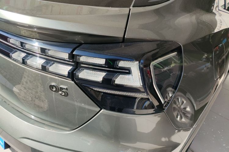 领克05 2020款 2.0TD 两驱耀Plus车身外观6006