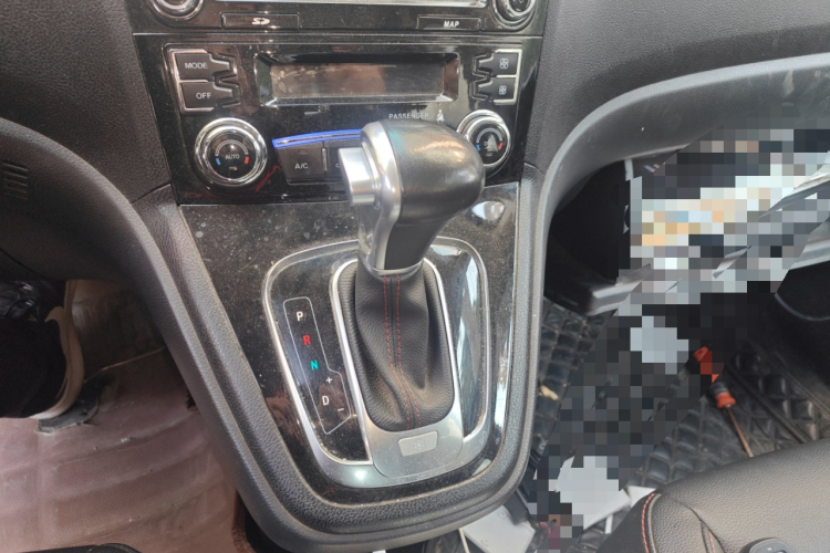 哈弗H6 2016款 升级版 1.5T 自动两驱精英型中控内饰18