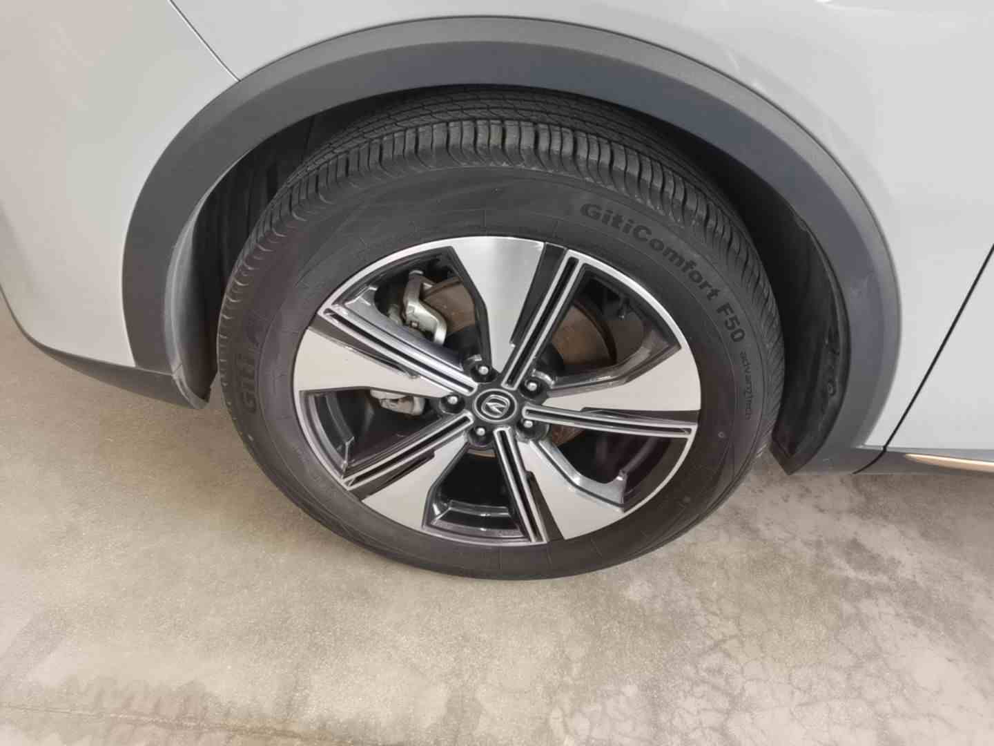 长安CS55PLUS 2022款 第二代 1.5T DCT尊贵型(3)