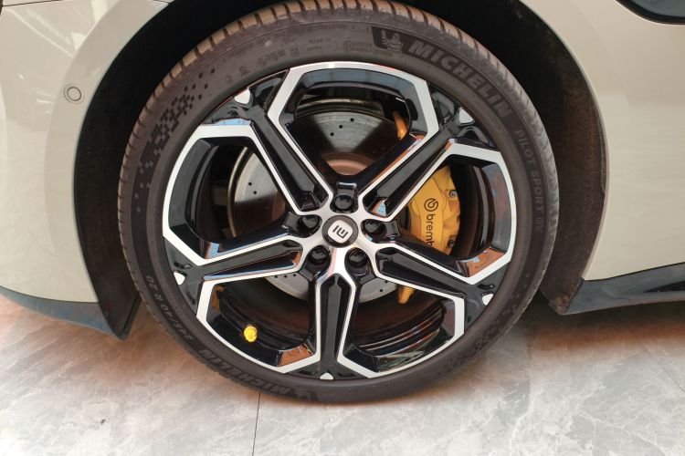 小米汽车 小米SU7 2024款 后驱超长续航高阶智驾Pro版车身外观6007