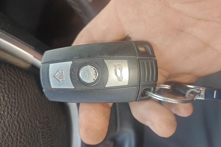 宝马X6 2014款 xDrive35i 运动型中控内饰11