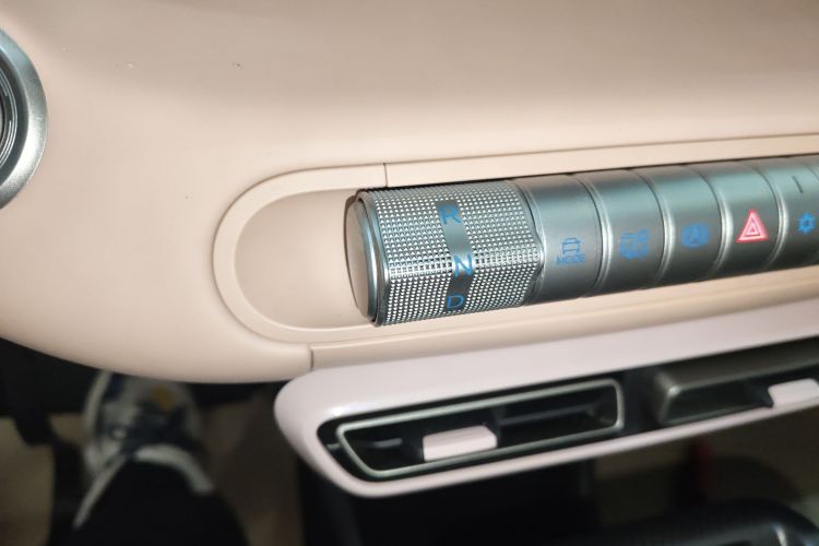 比亚迪 海鸥 2025款 305km 自由版中控内饰18