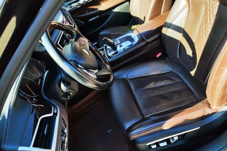 宝马7系 2016款 740Li 豪华型中控内饰19