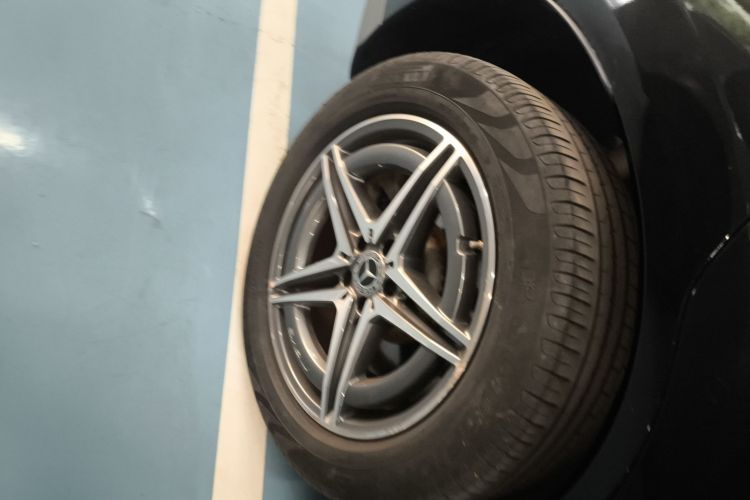 奔驰EQC 2021款 EQC 400 4MATIC车身外观6008