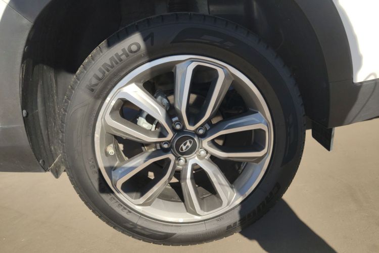 北京现代ix35 2020款 2.0L 自动两驱智勇·畅享版车身外观6008