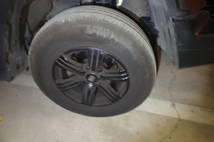 坦克300 2024款 2.0T 征服者车身外观10