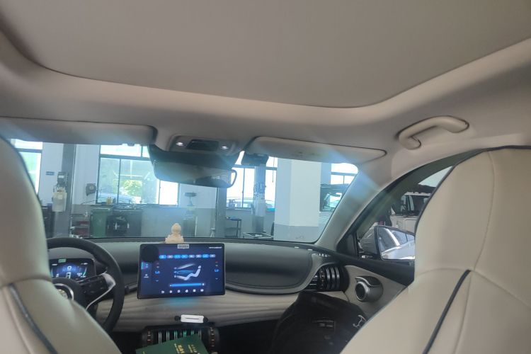 比亚迪 元PLUS 2023款 冠军版 430KM 超越型局部细节22