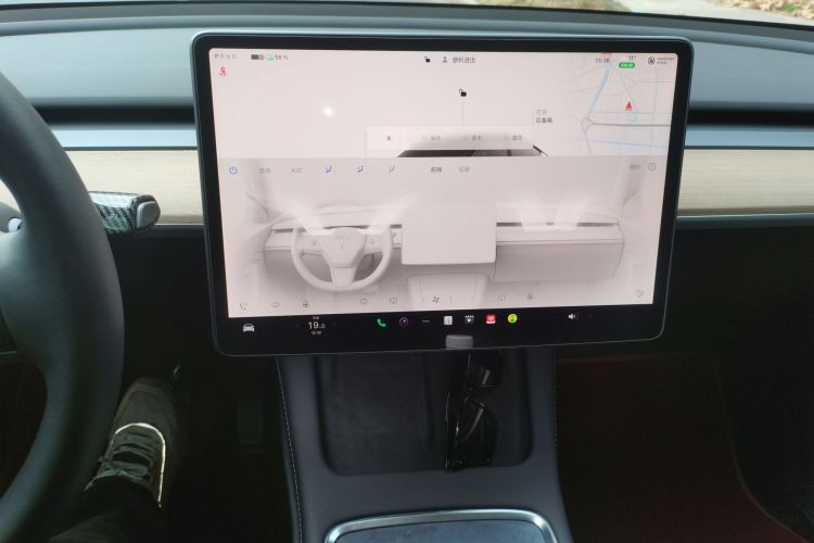 特斯拉 Model Y 2022款 改款 后轮驱动版中控内饰16