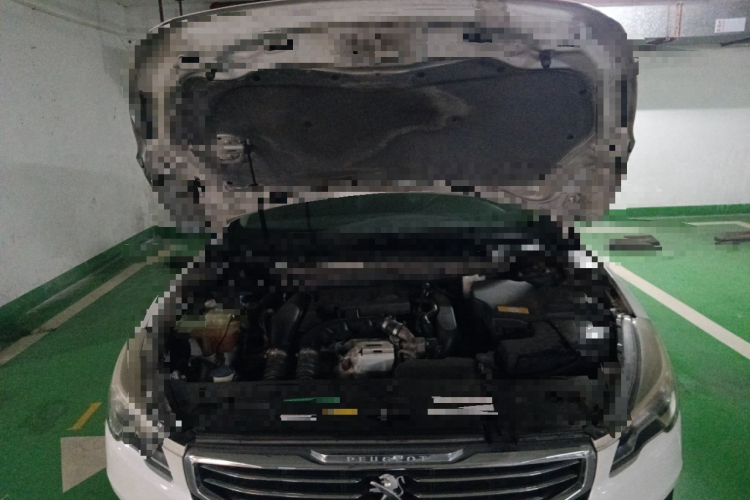 标致508 2015款 1.6THP 自动致臻版局部细节24