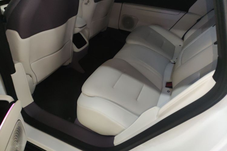 阿维塔12 2025款 Ultra增程版中控内饰21