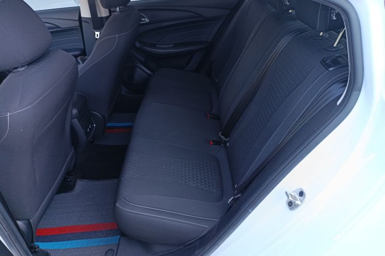 荣威i5 2020款 1.5L 手动4G互联领豪版中控内饰7004