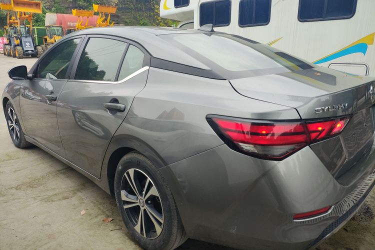 日产 轩逸 2020款 1.6L XL CVT悦享版车身外观4