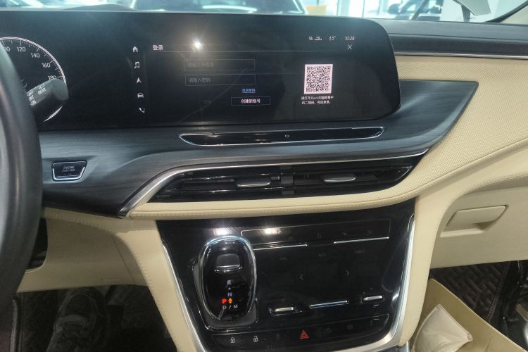别克GL8 2023款 ES陆尊 尊享型中控内饰16