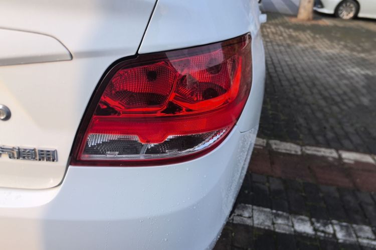 雪佛兰 2015款 赛欧3 1.5L AMT幸福天窗版车身外观6006