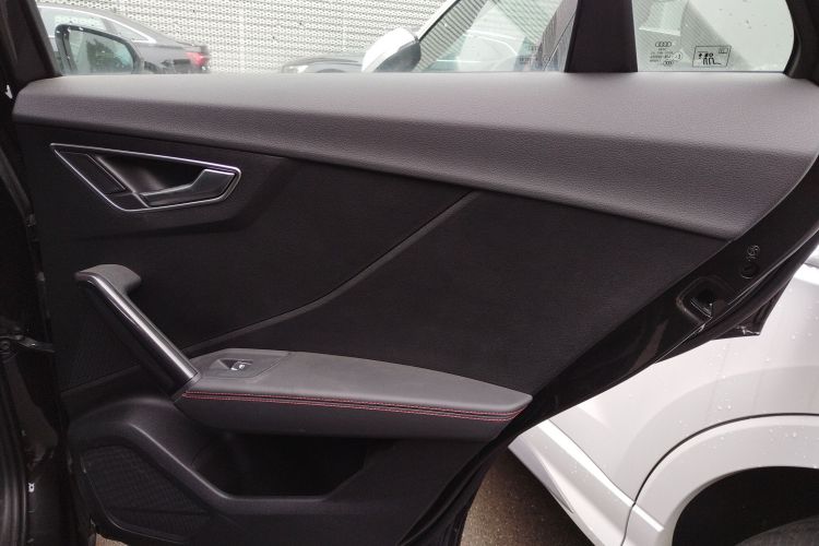 奥迪Q2L 2023款 35TFSI 豪华动感型中控内饰45