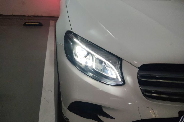 奔驰GLC 2019款 GLC 260 L 4MATIC 动感型车身外观8