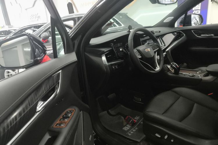 凯迪拉克XT6 2022款 2.0T 六座两驱豪华型中控内饰20