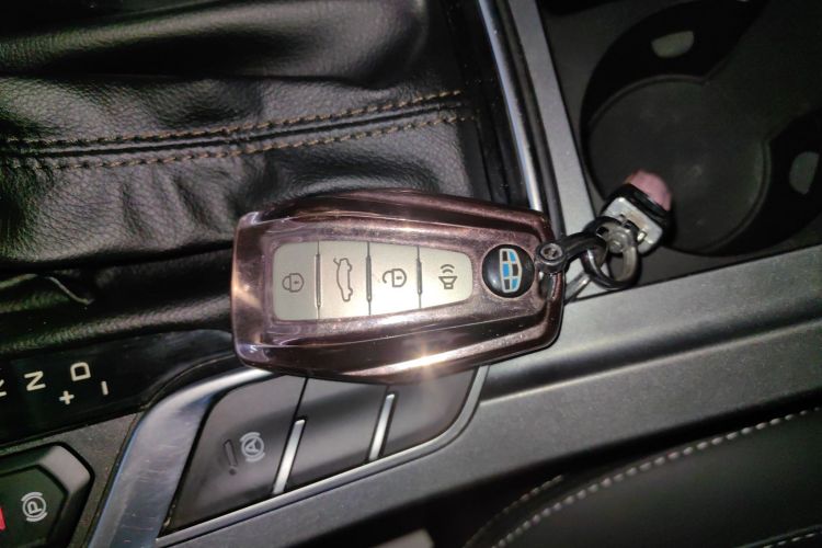 吉利汽车 帝豪 2020款 1.5L CVT豪华型中控内饰11