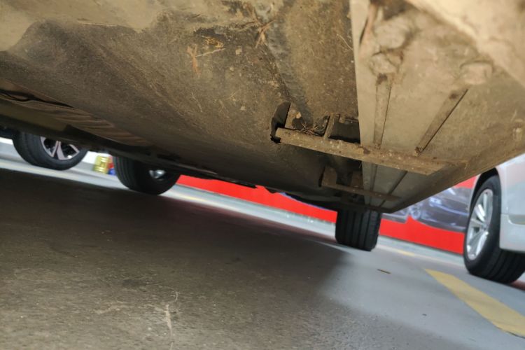 奥迪Q5L 2024款 40 TFSI 豪华动感型局部细节9002