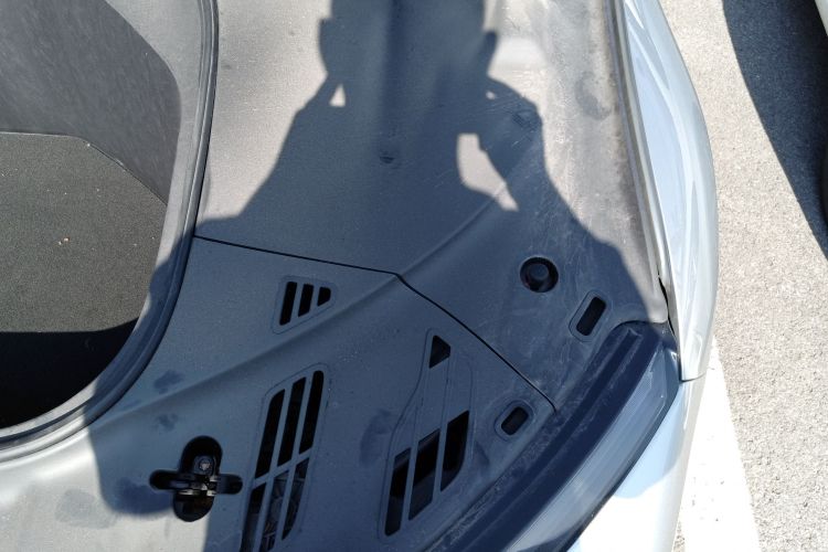 小鹏P7 2020款 586N机舱底盘26