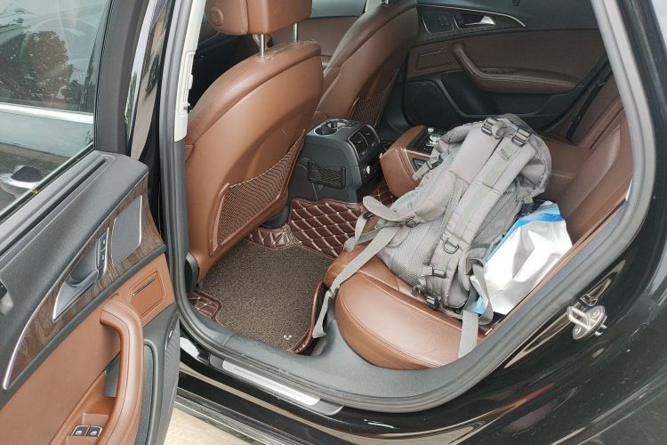 奥迪A6L 2016款 50 TFSI quattro 尊享型中控内饰7004