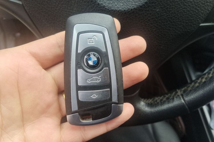 宝马3系 2015款 320Li 超悦版时尚型中控内饰7001