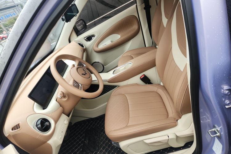 五菱汽车 五菱缤果 2025款 333km 灵犀互联款中控内饰19