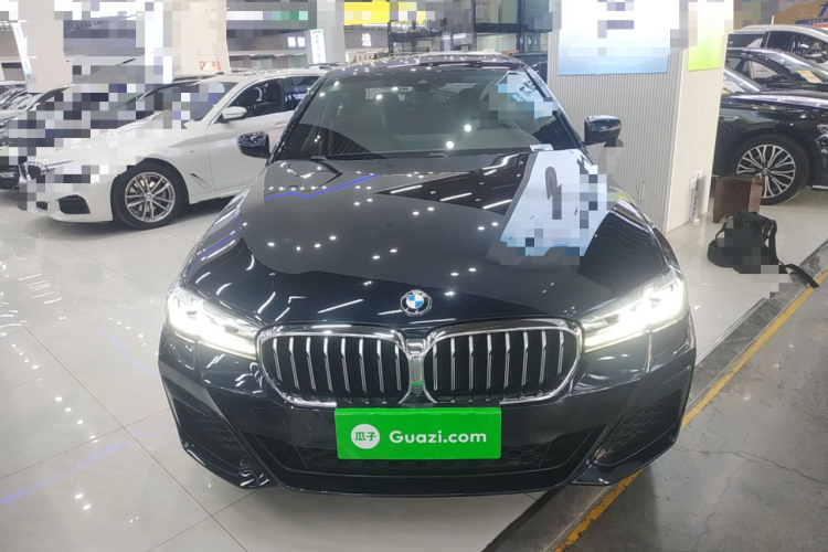 宝马5系 2021款 525Li M运动套装车身外观2