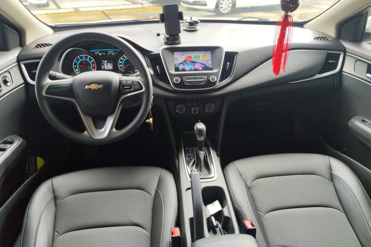 雪佛兰 科沃兹 2019款 320 自动欣悦版中控内饰12