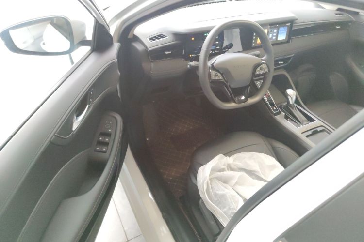 荣威i5 2023款 1.5L CVT豪华版中控内饰20